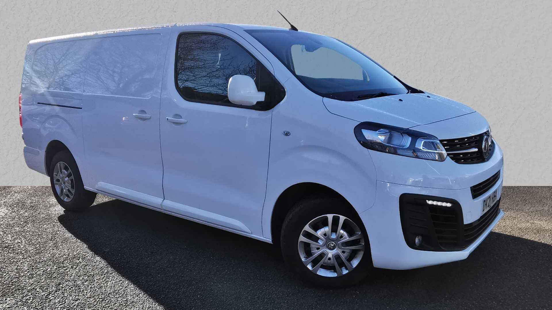 Main listing image - Vauxhall Vivaro