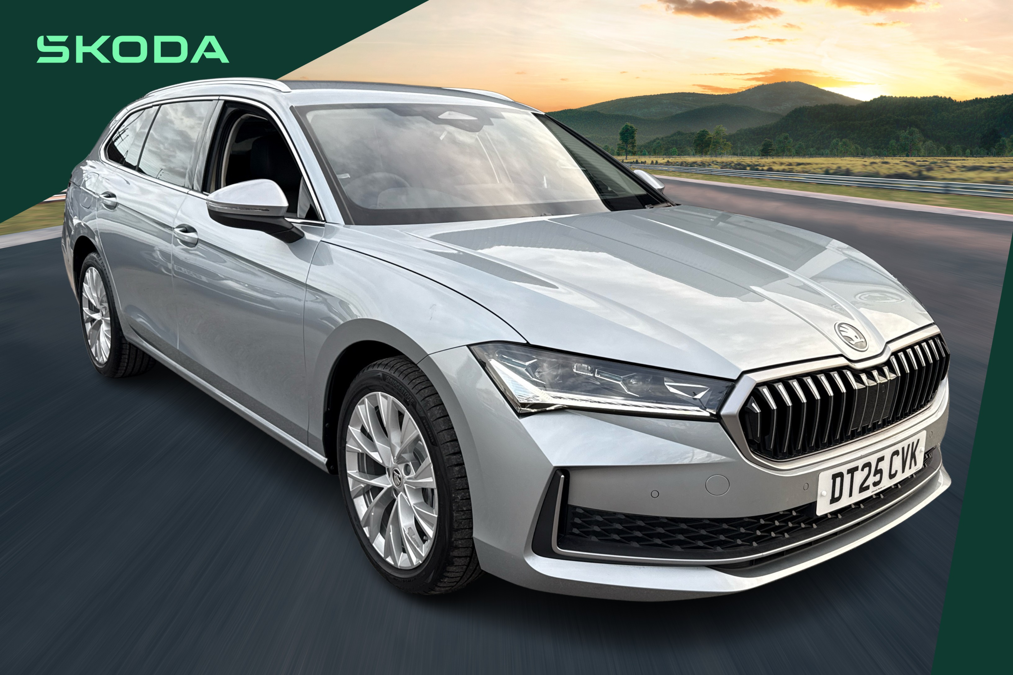Main listing image - Skoda Superb Estate