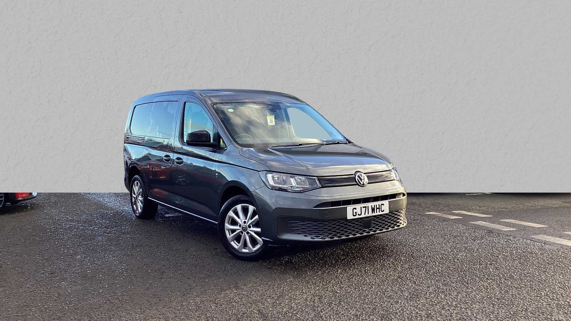 Main listing image - Volkswagen Caddy Maxi