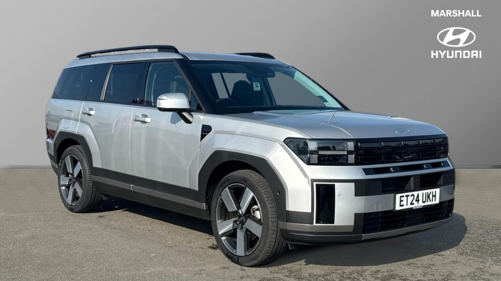 Main listing image - Hyundai Santa Fe