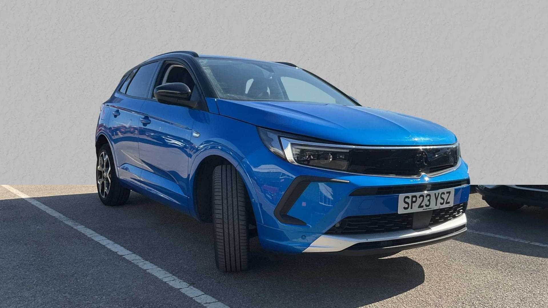 Main listing image - Vauxhall Grandland