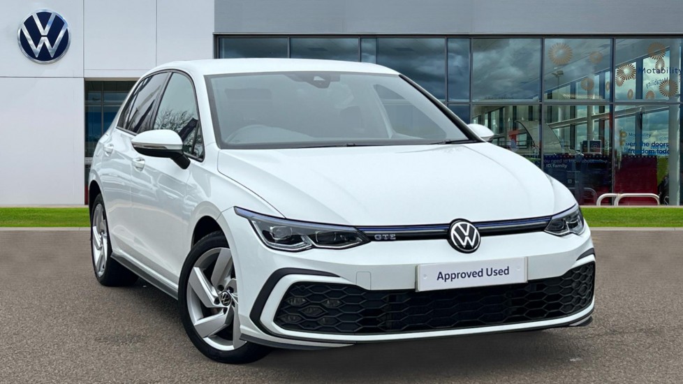 Main listing image - Volkswagen Golf GTE