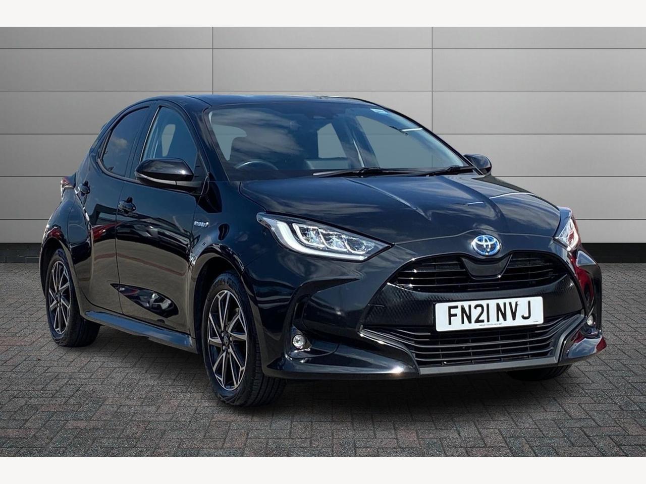 Main listing image - Toyota Yaris