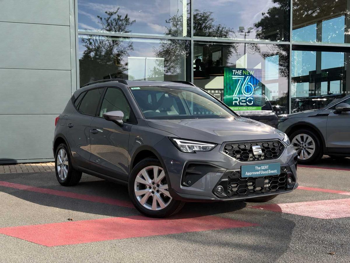 Main listing image - SEAT Arona