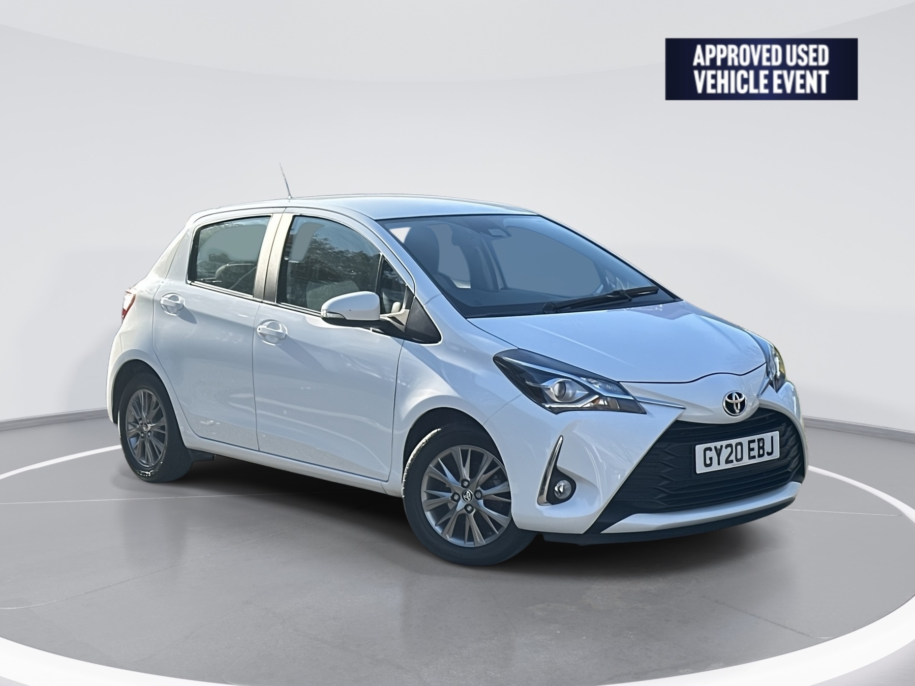 Main listing image - Toyota Yaris