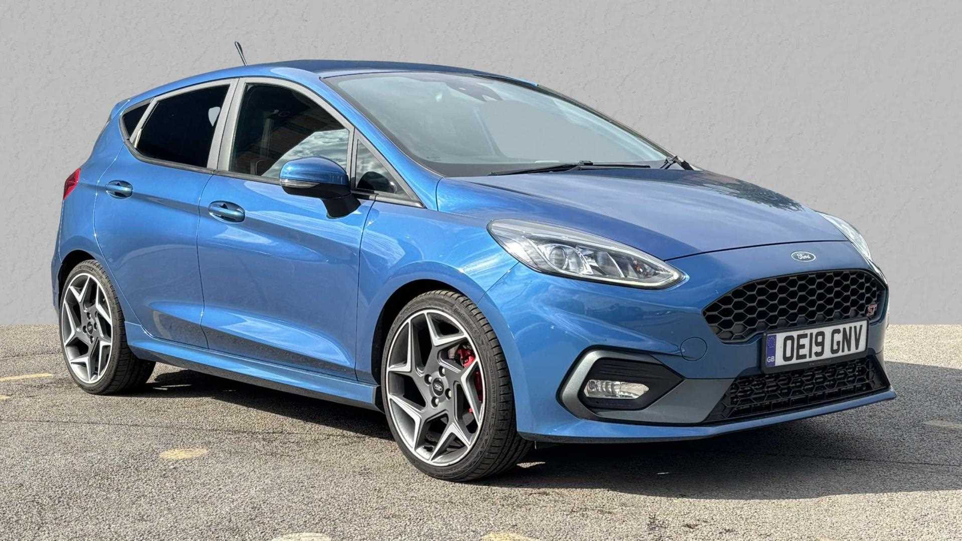 Main listing image - Ford Fiesta ST
