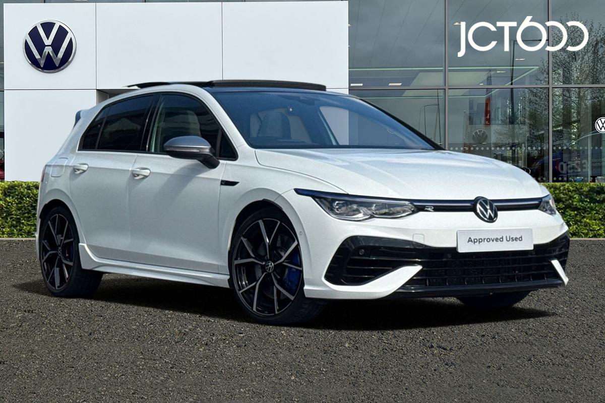 Main listing image - Volkswagen Golf