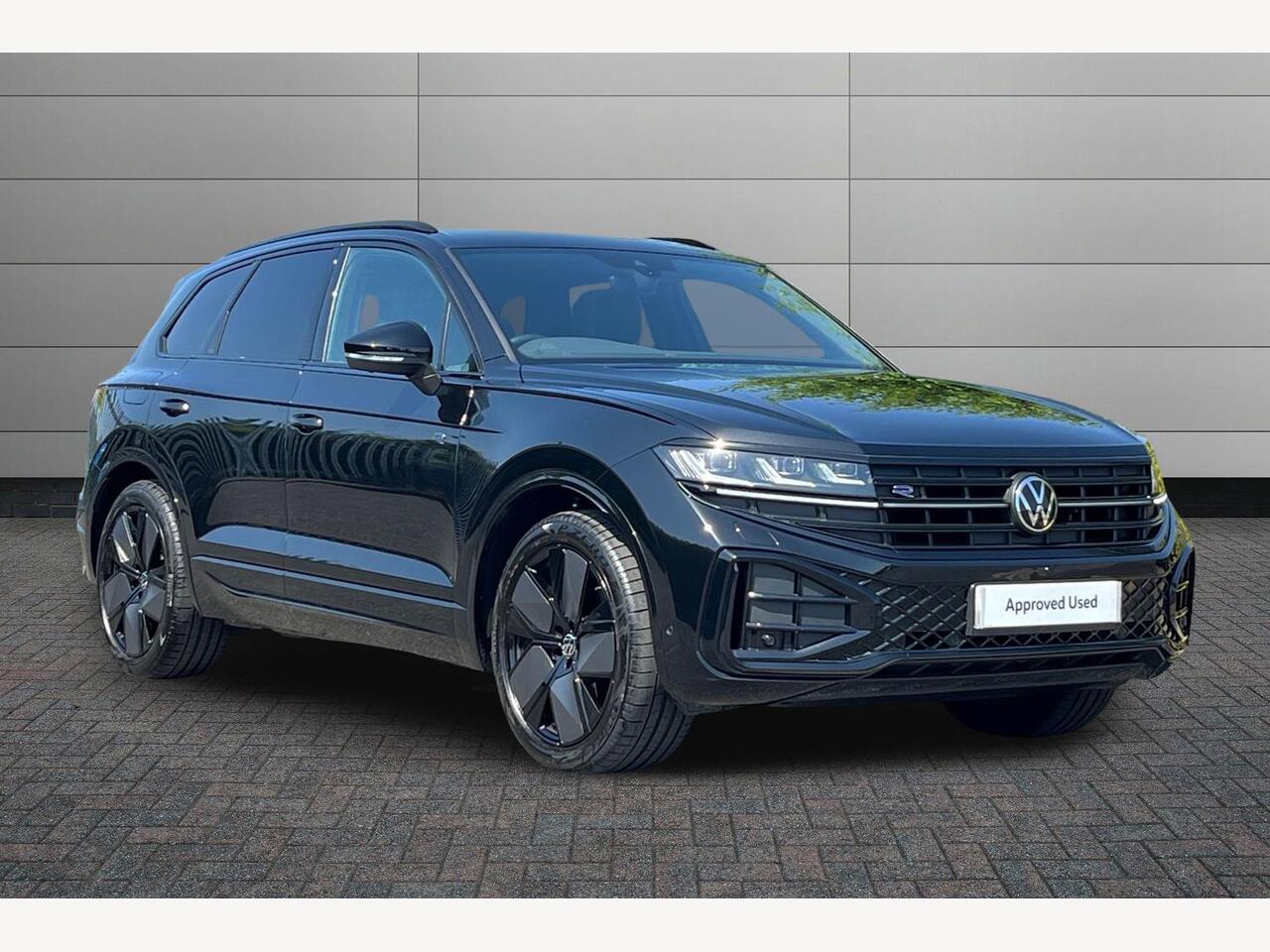 Main listing image - Volkswagen Touareg