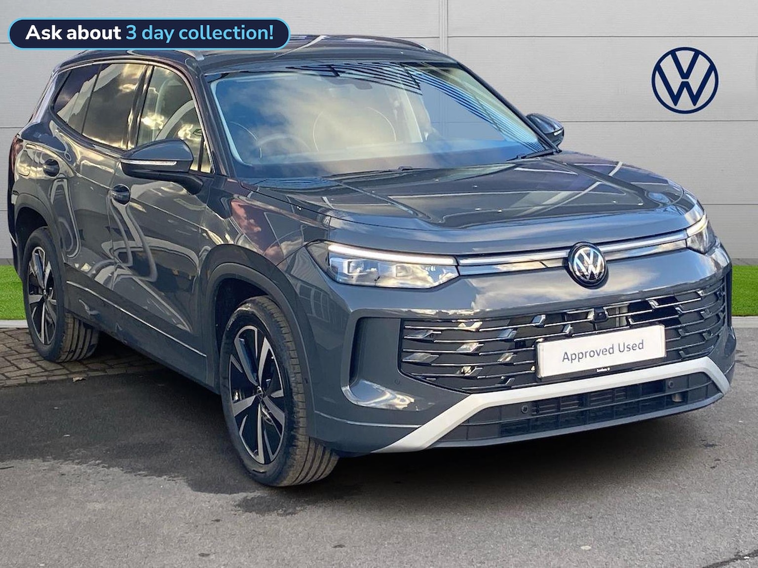 Main listing image - Volkswagen Tayron