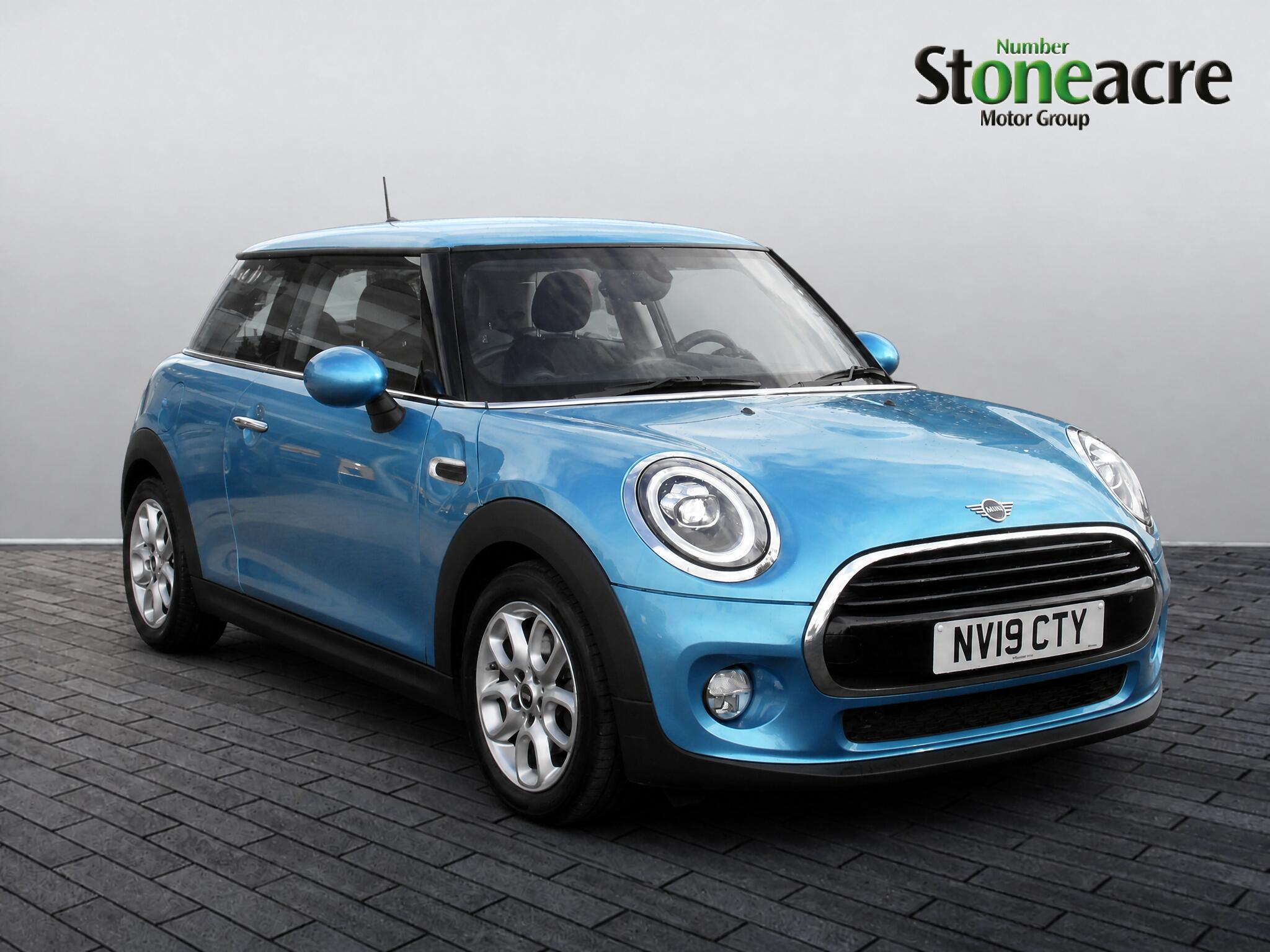 Main listing image - MINI Hatchback