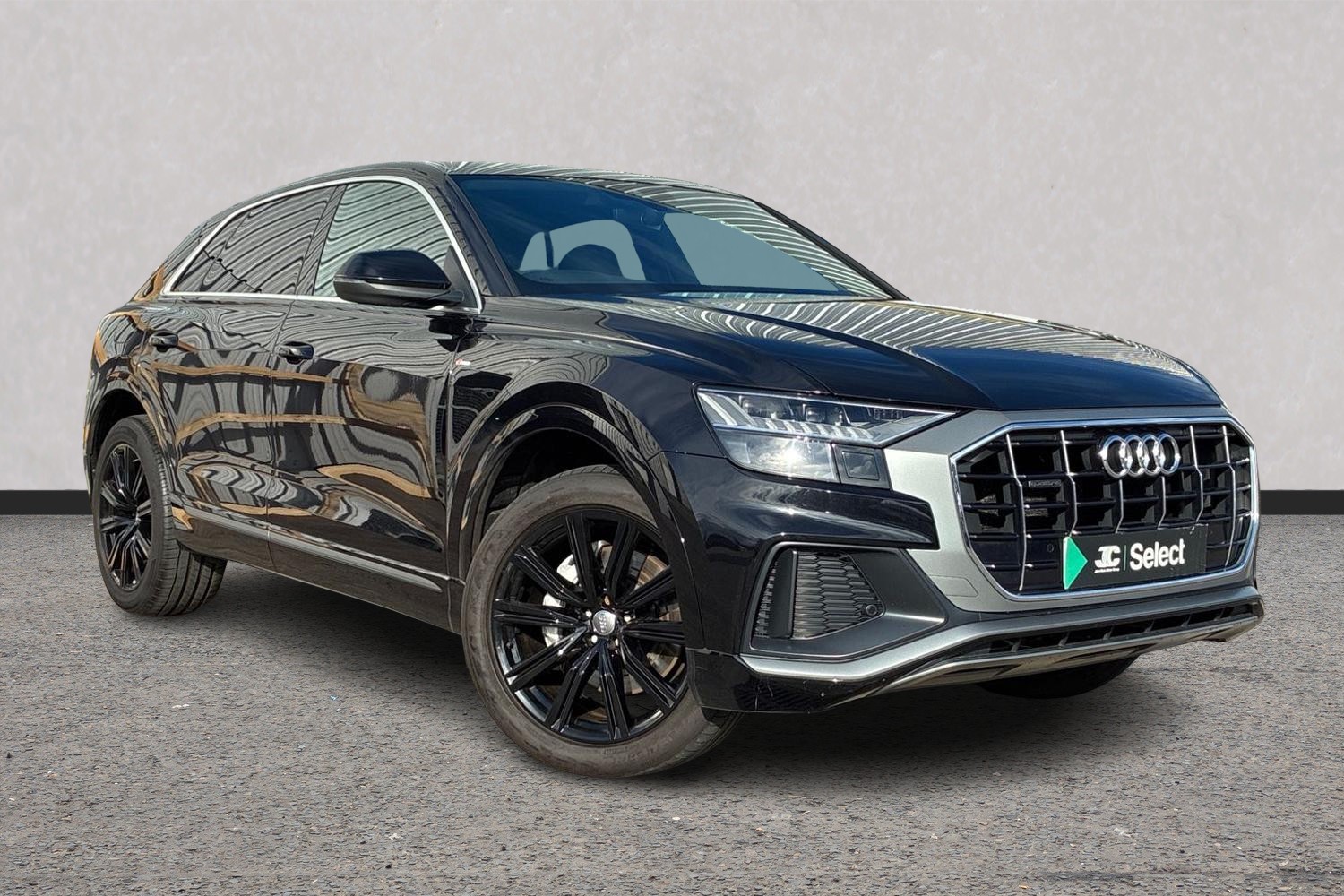 Main listing image - Audi Q8