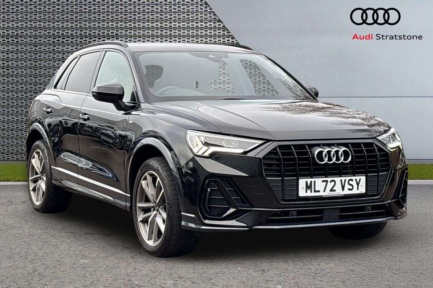 Main listing image - Audi Q3