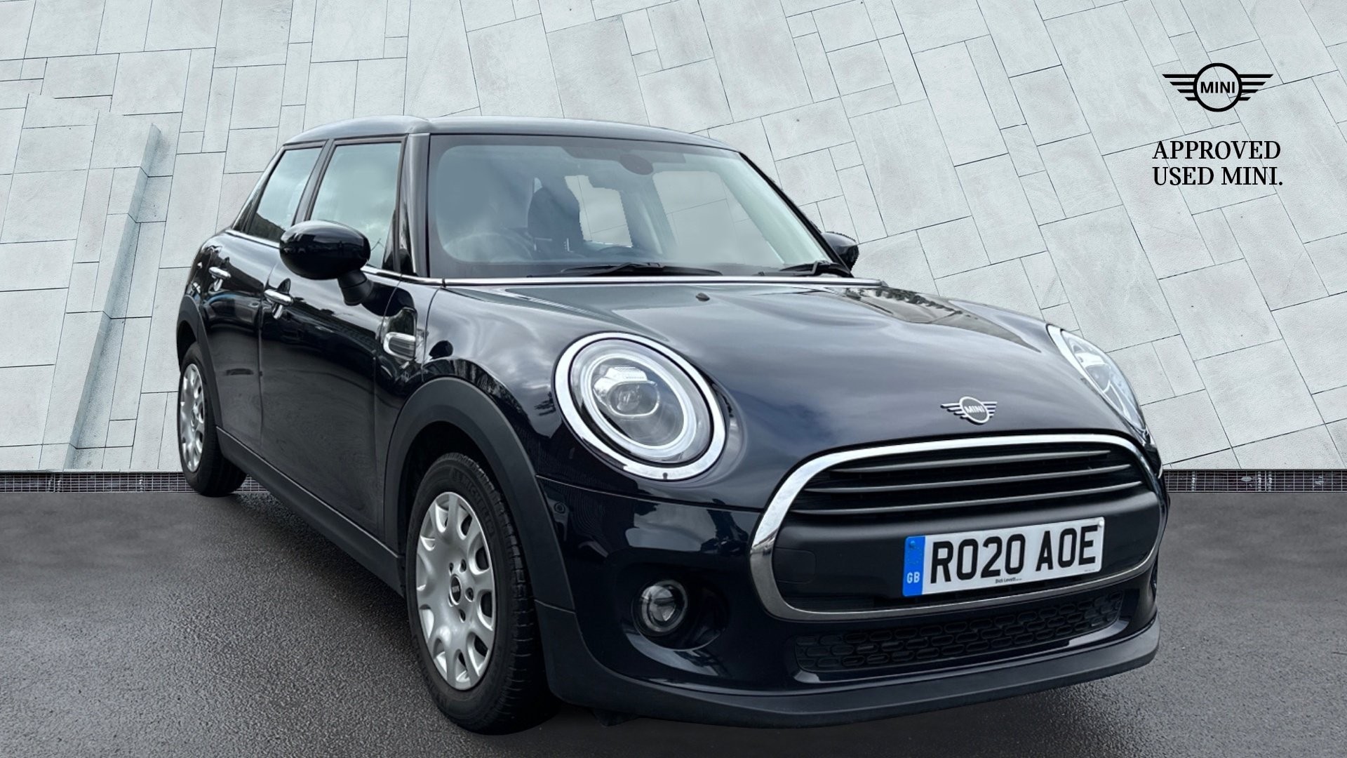 Main listing image - MINI Hatchback