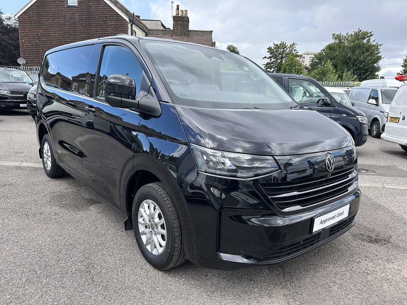 Main listing image - Volkswagen Transporter