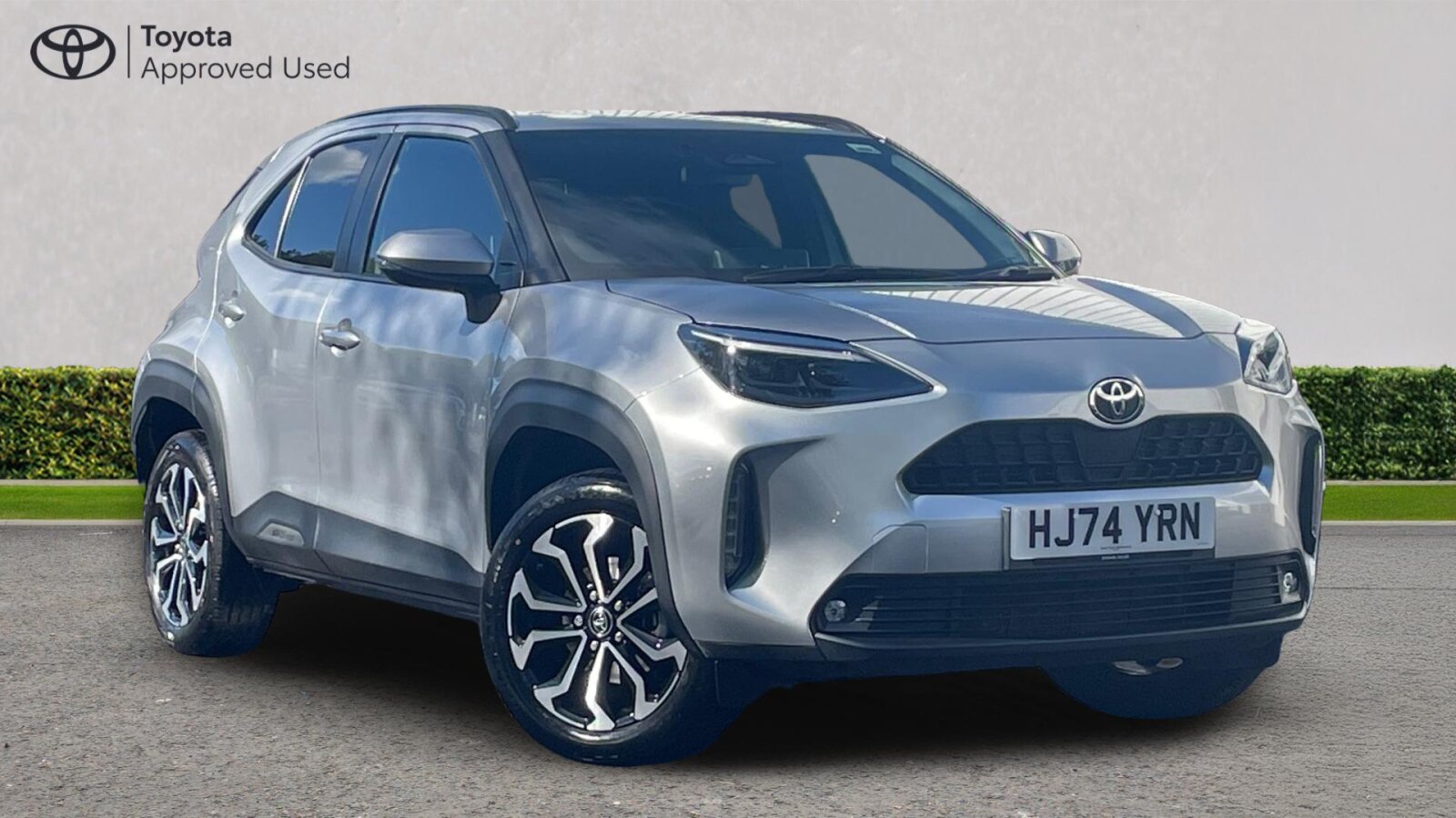 Main listing image - Toyota Yaris Cross