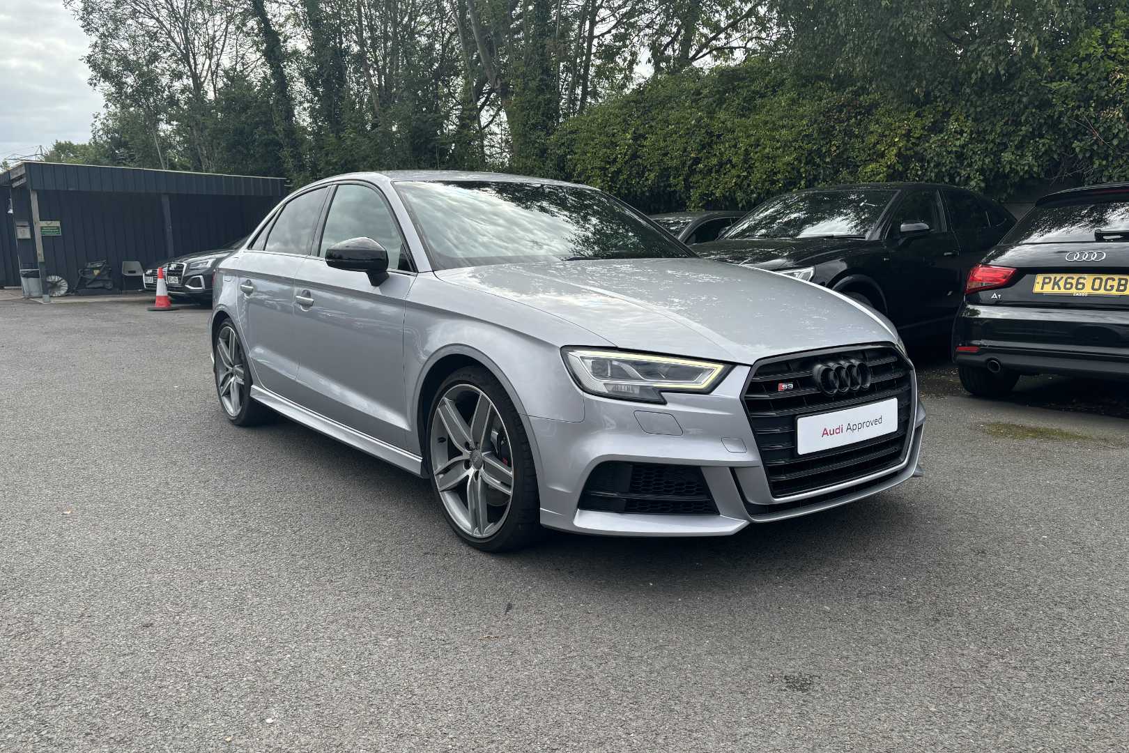 Main listing image - Audi S3