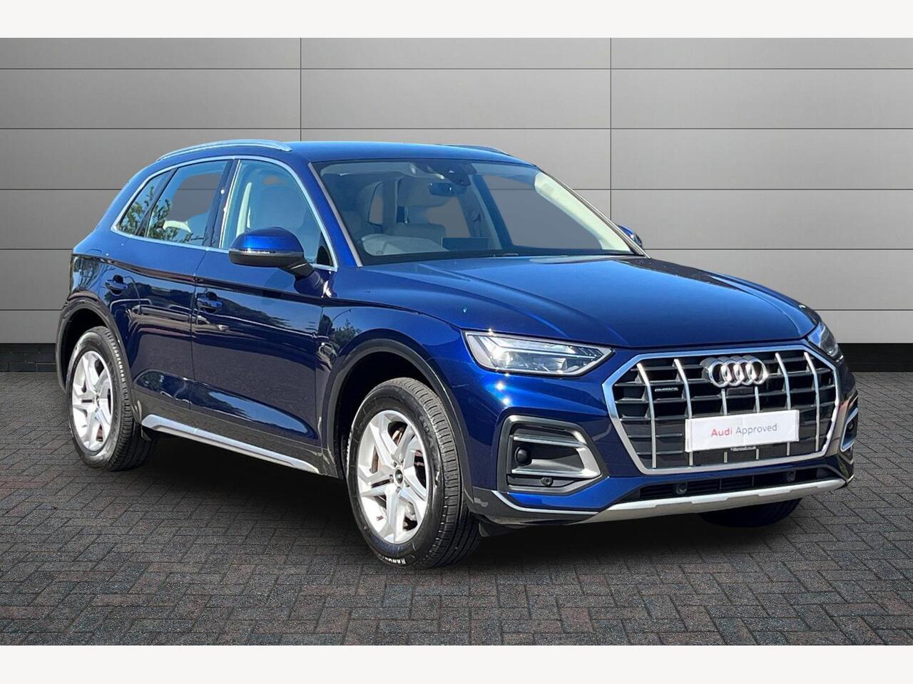 Main listing image - Audi Q5