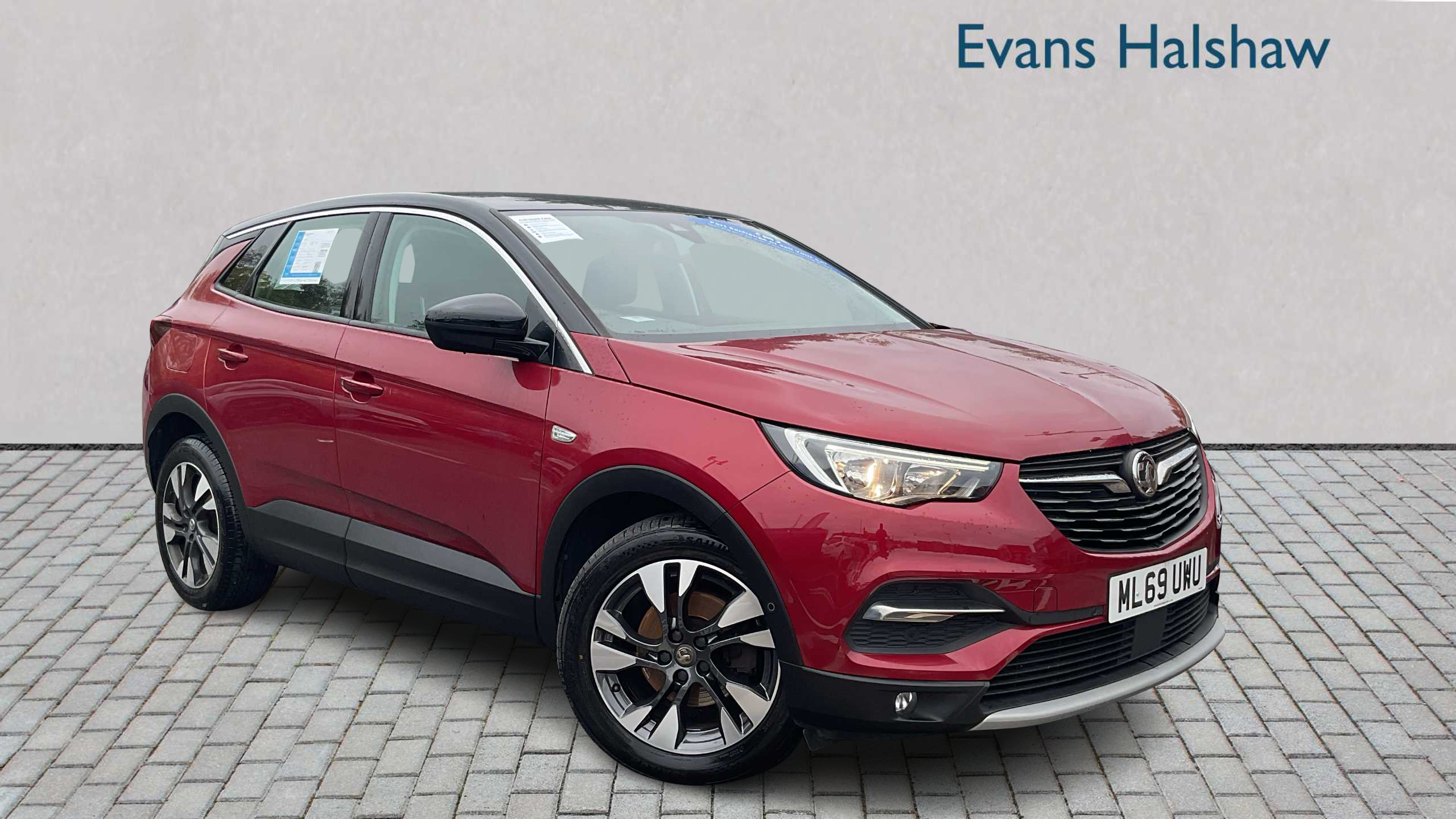 Main listing image - Vauxhall Grandland X