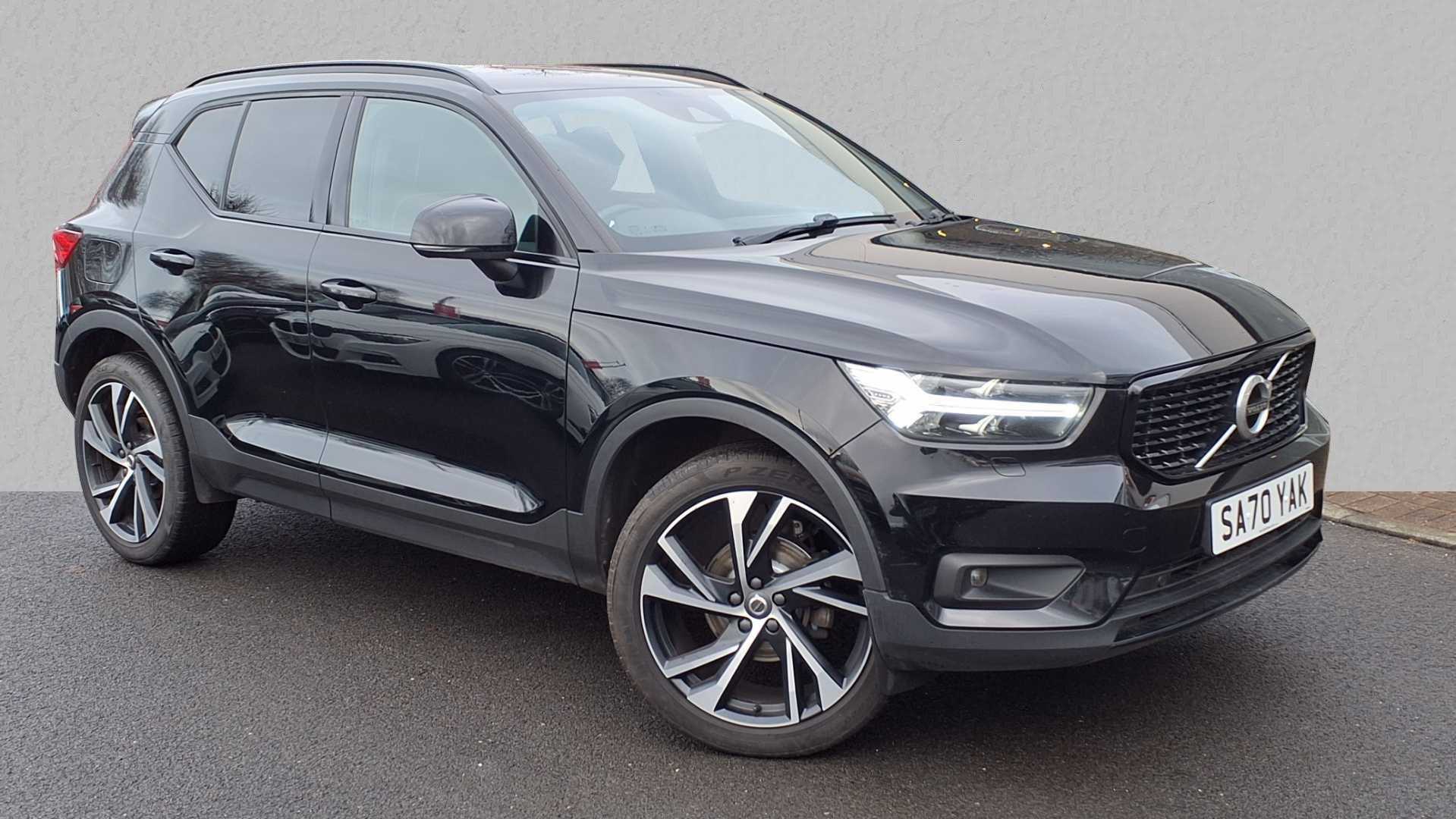 Main listing image - Volvo XC40