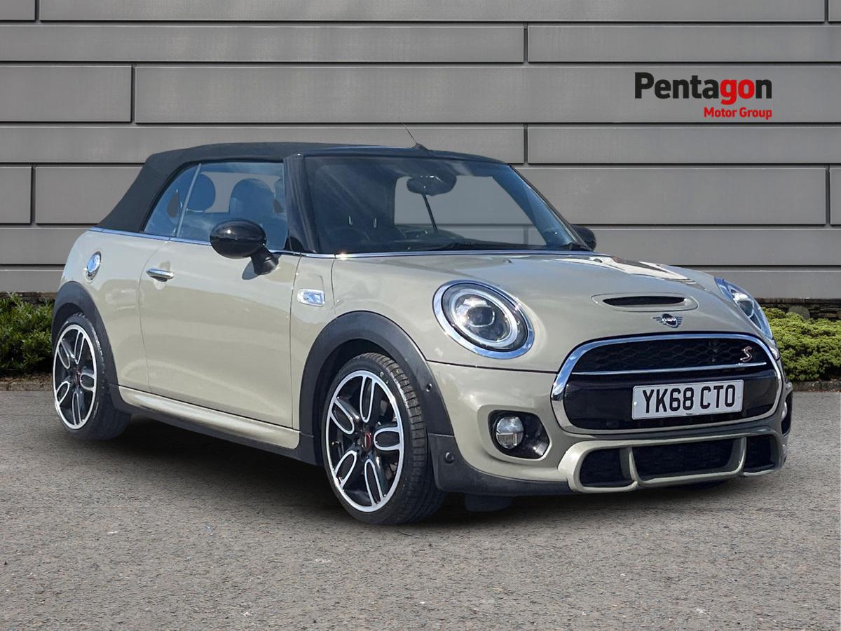 Main listing image - MINI Convertible