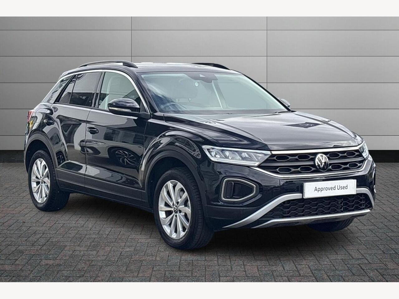 Main listing image - Volkswagen T-Roc