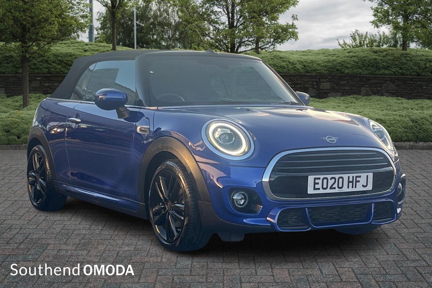 Main listing image - MINI Convertible