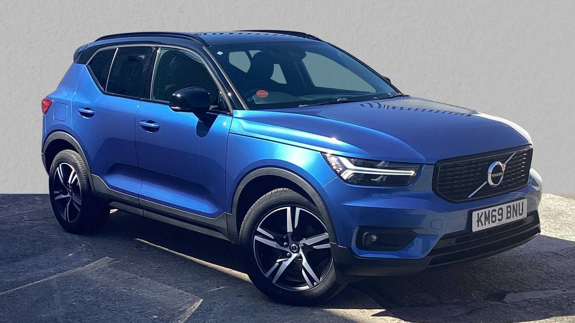 Main listing image - Volvo XC40