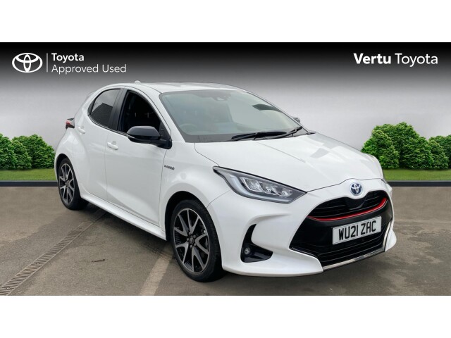 Main listing image - Toyota Yaris