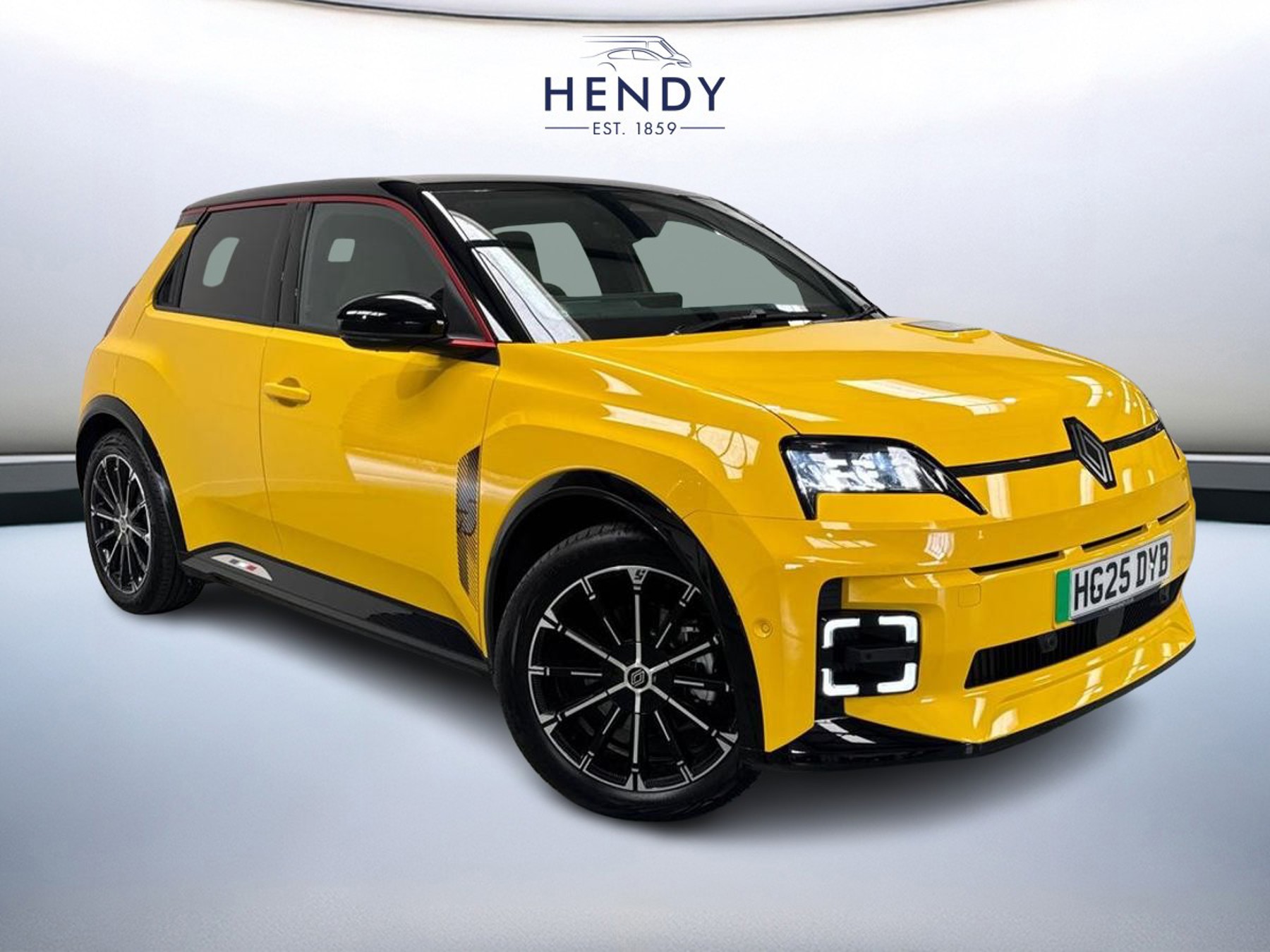 Main listing image - Renault 5