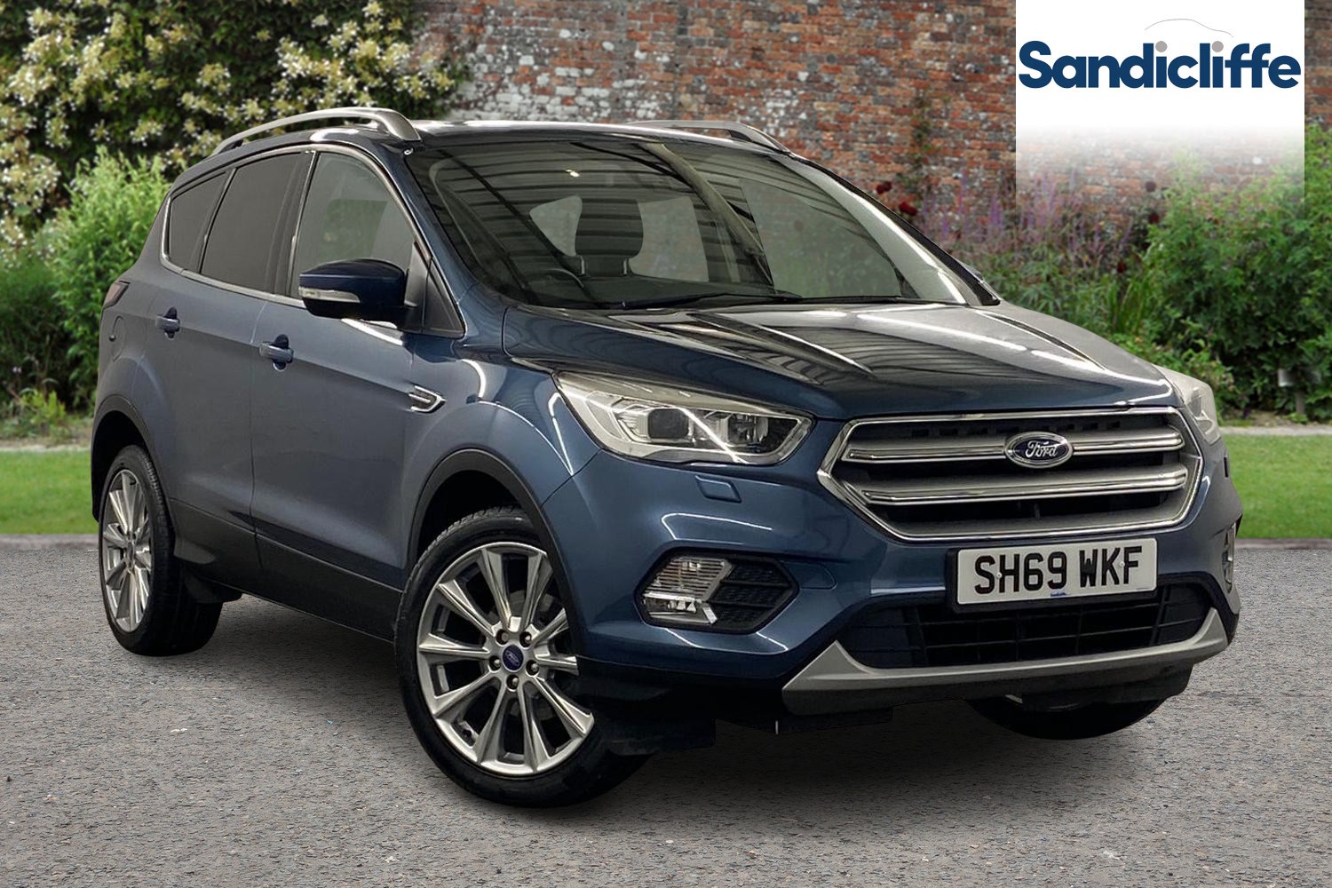 Main listing image - Ford Kuga