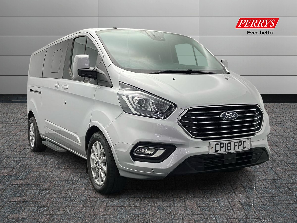 Main listing image - Ford Tourneo Custom