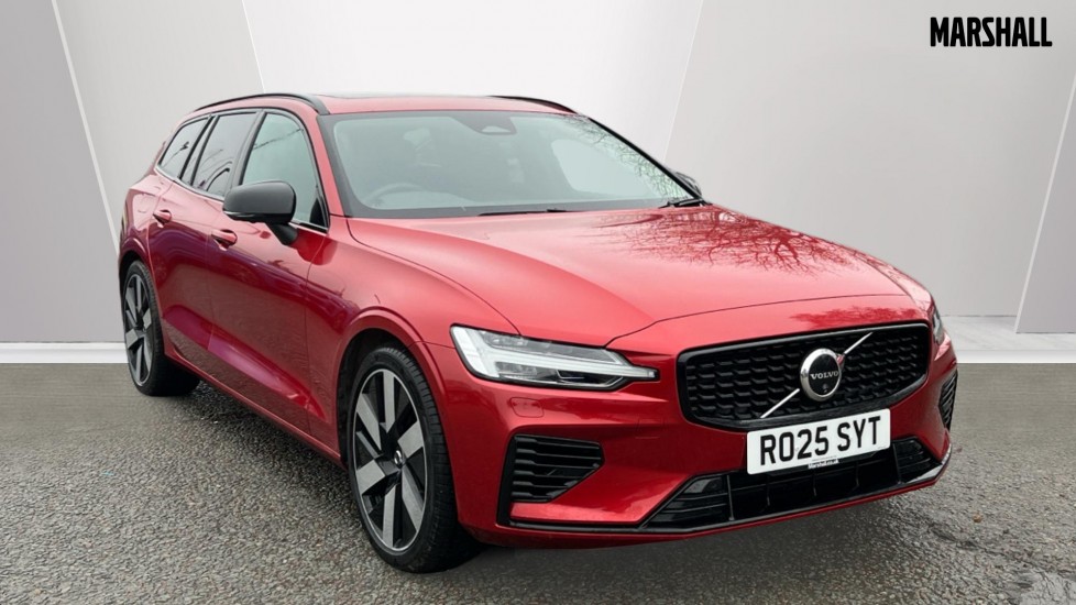 Main listing image - Volvo V60