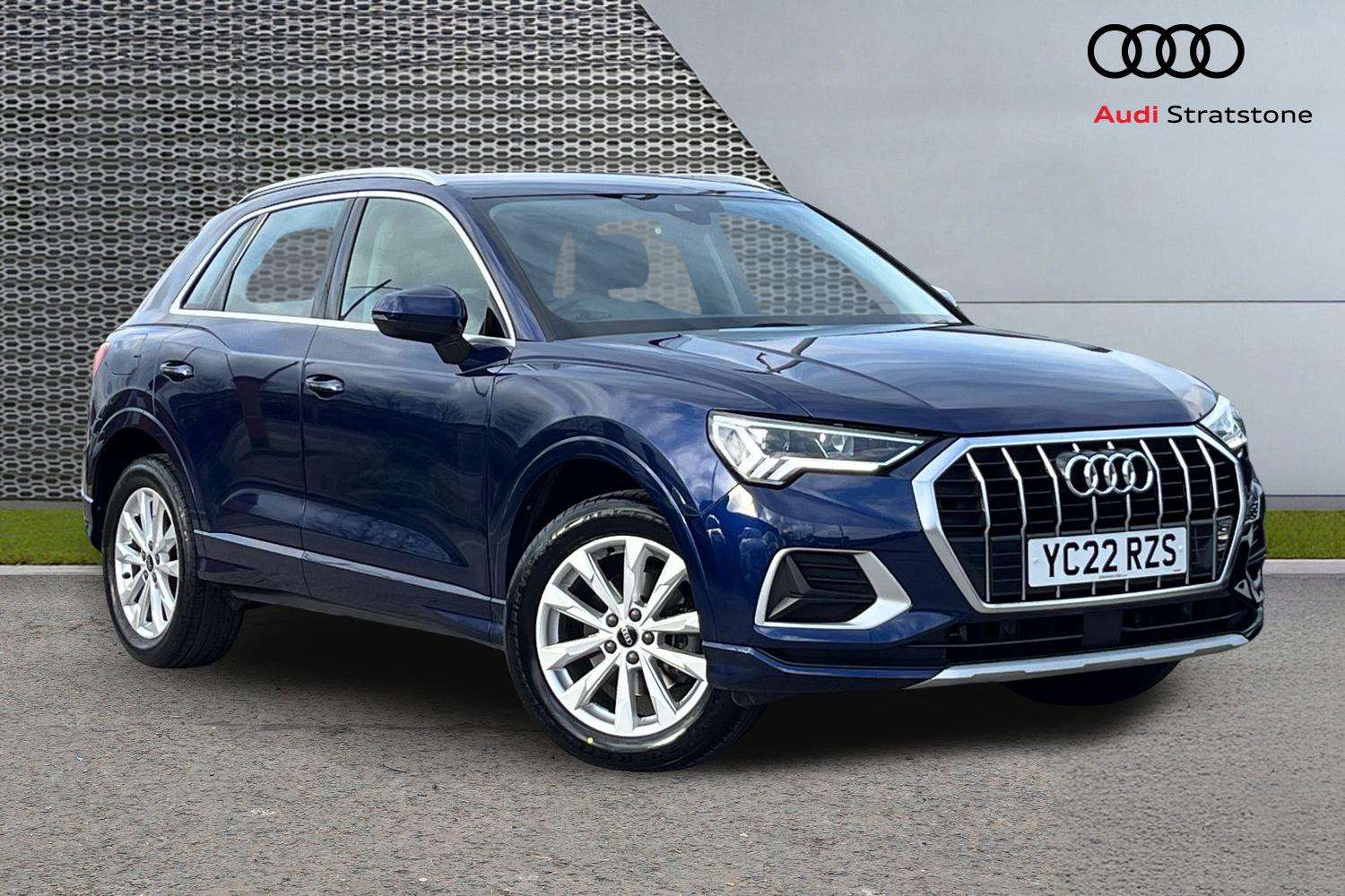 Main listing image - Audi Q3