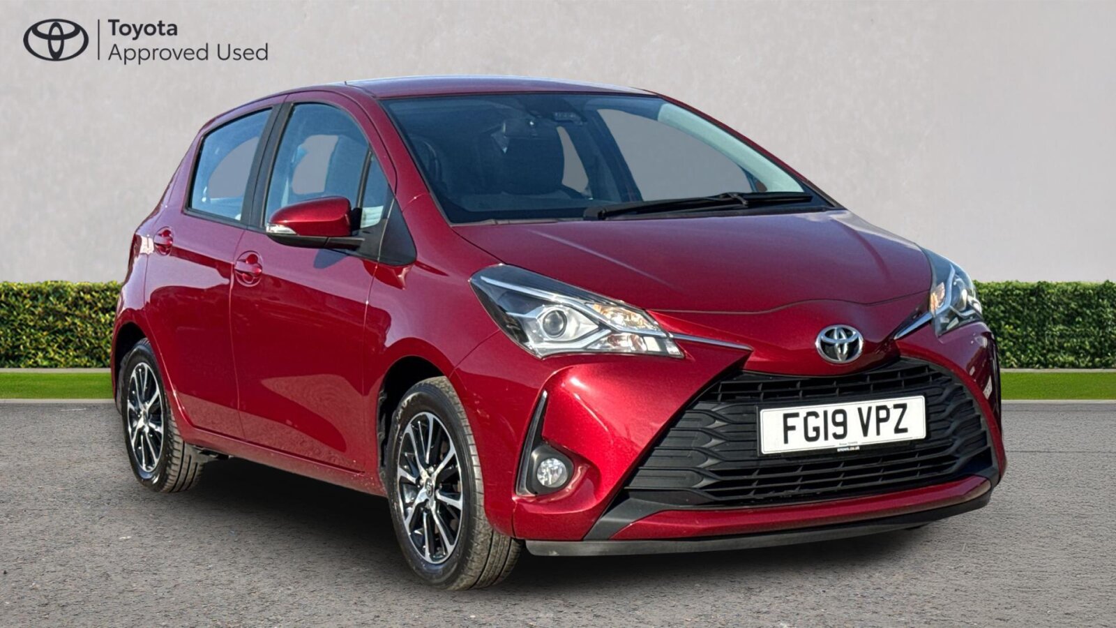 Main listing image - Toyota Yaris