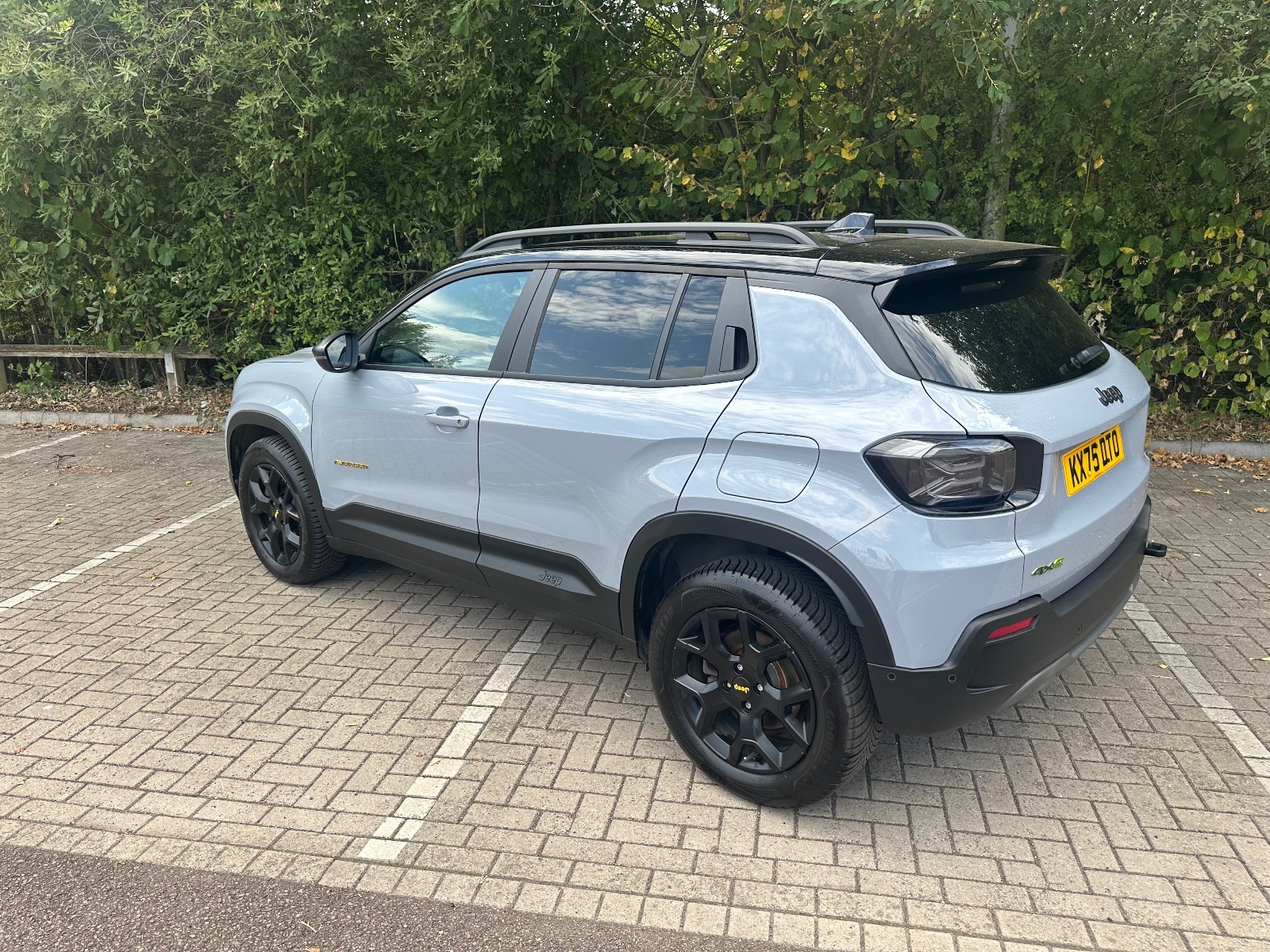 Main listing image - Jeep Avenger