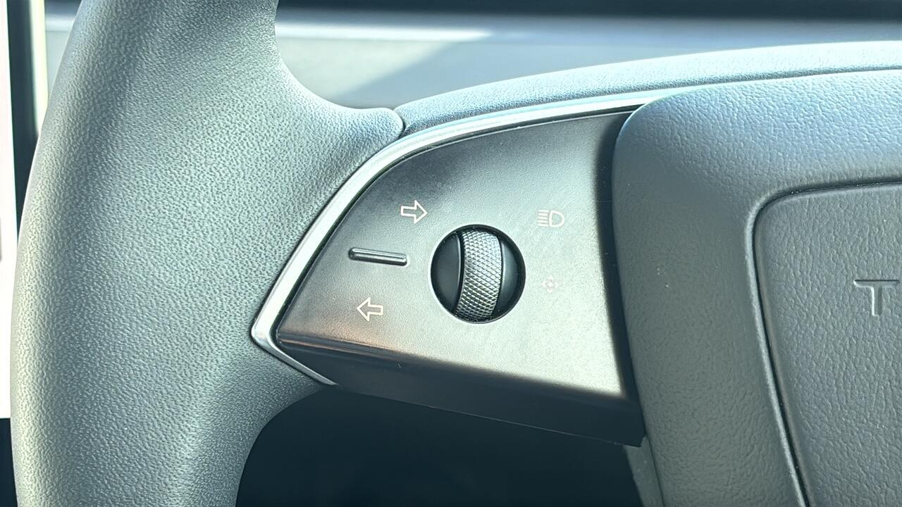 Main listing image - Tesla Model 3