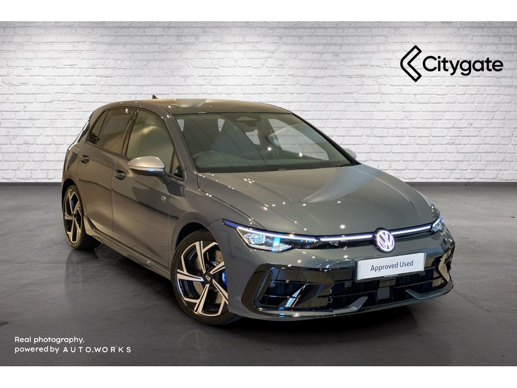 Main listing image - Volkswagen Golf