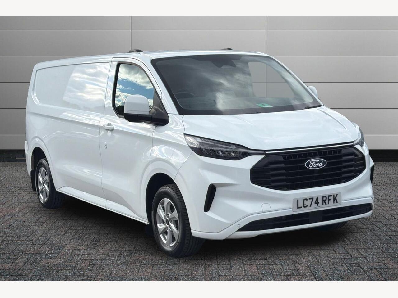 Main listing image - Ford Transit Custom