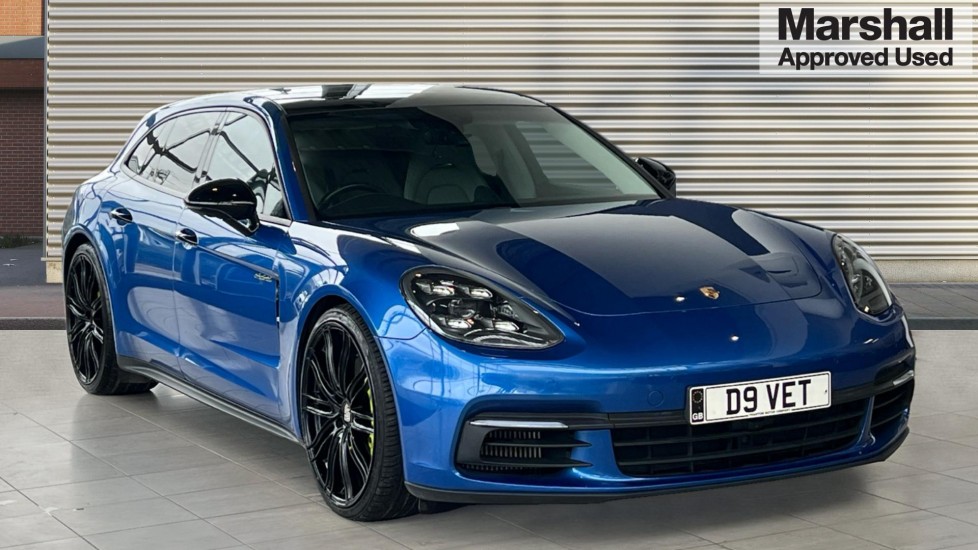 Main listing image - Porsche Panamera Sport Turismo