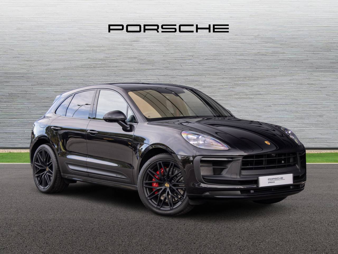Main listing image - Porsche Macan