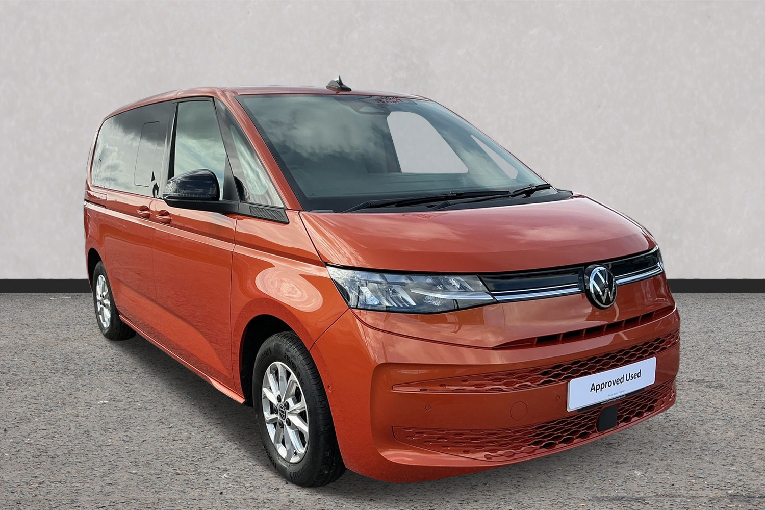 Main listing image - Volkswagen Multivan