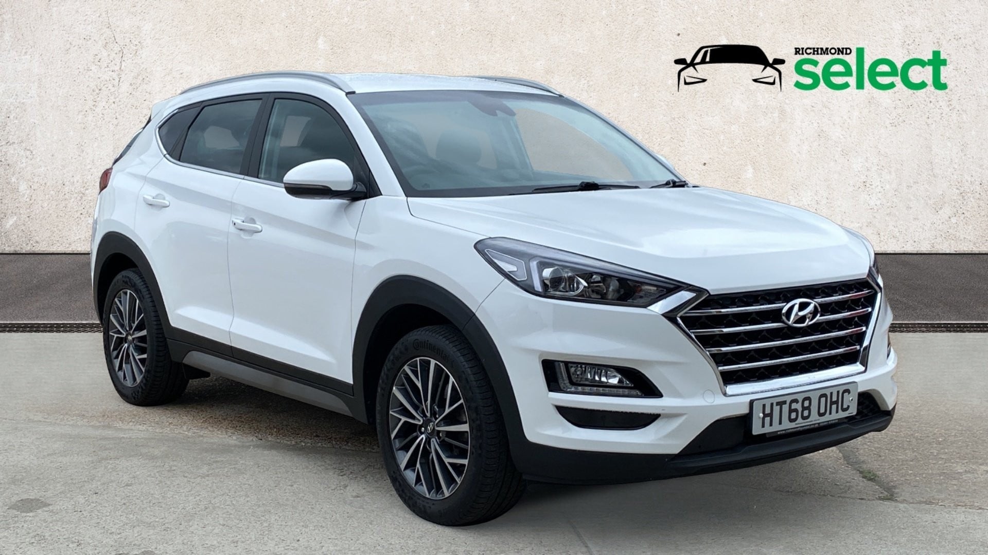 Main listing image - Hyundai Tucson