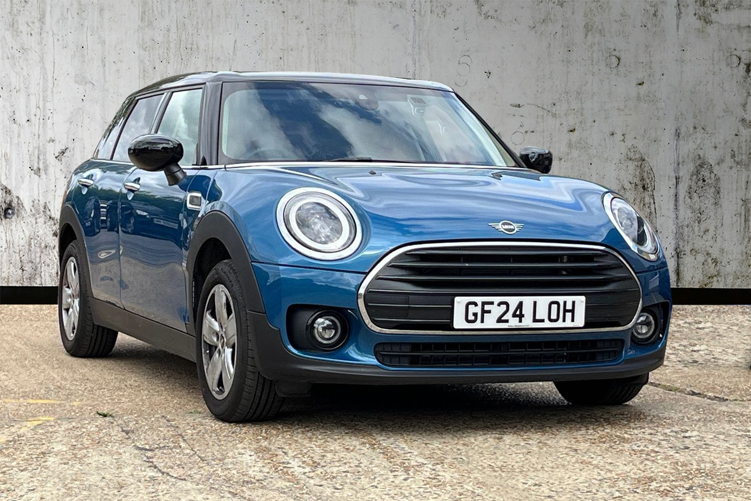 Main listing image - MINI Clubman