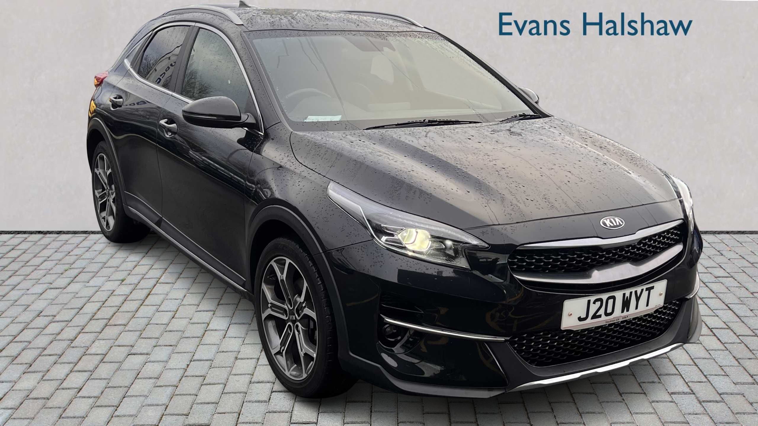 Main listing image - Kia XCeed