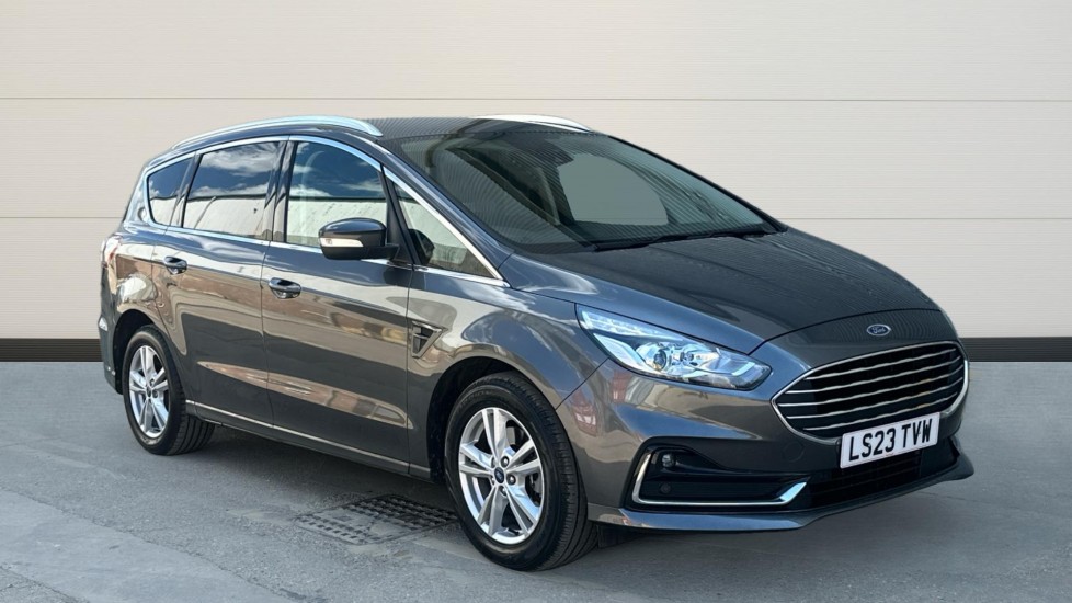 Main listing image - Ford S-MAX