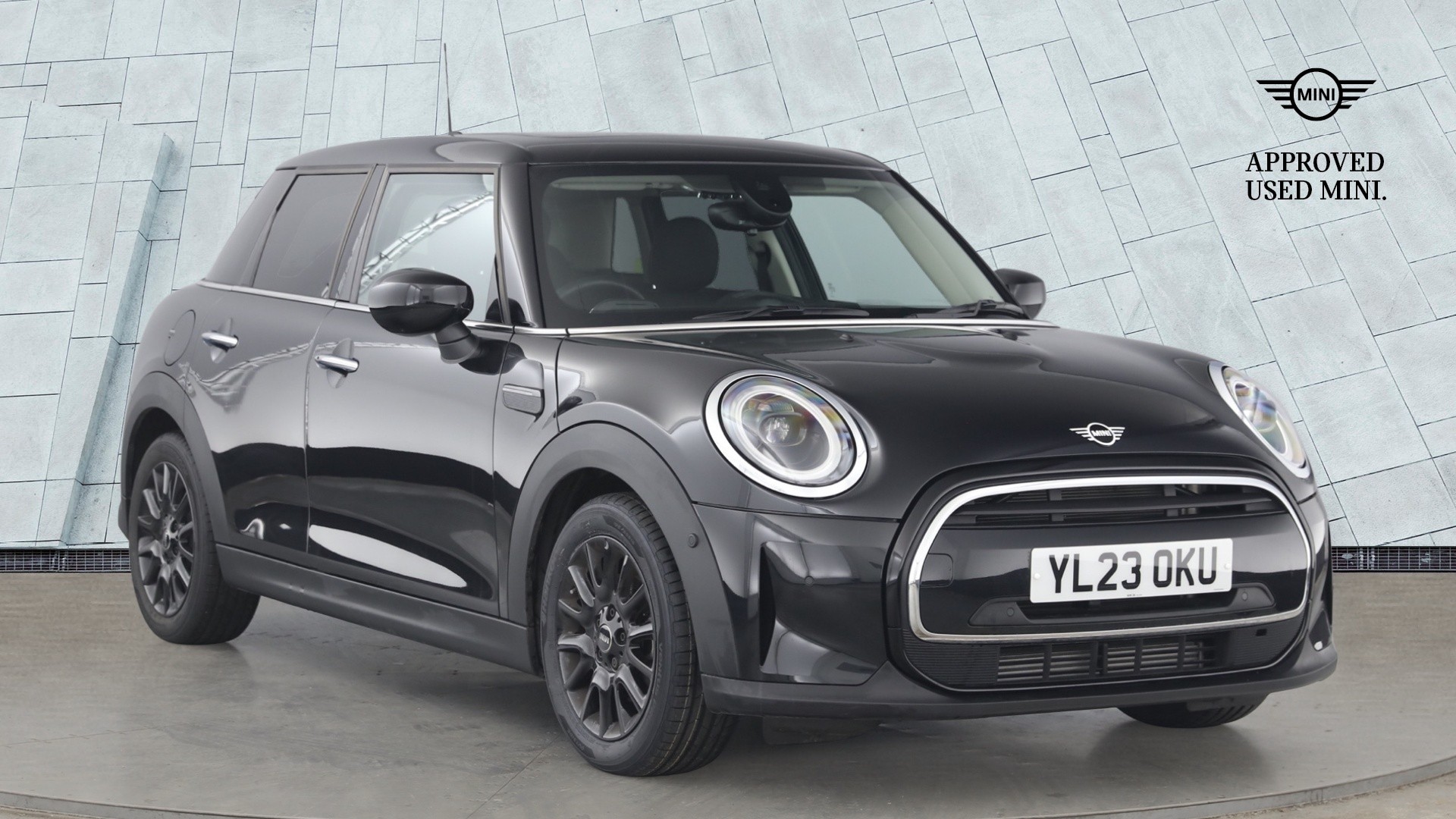 Main listing image - MINI Hatchback