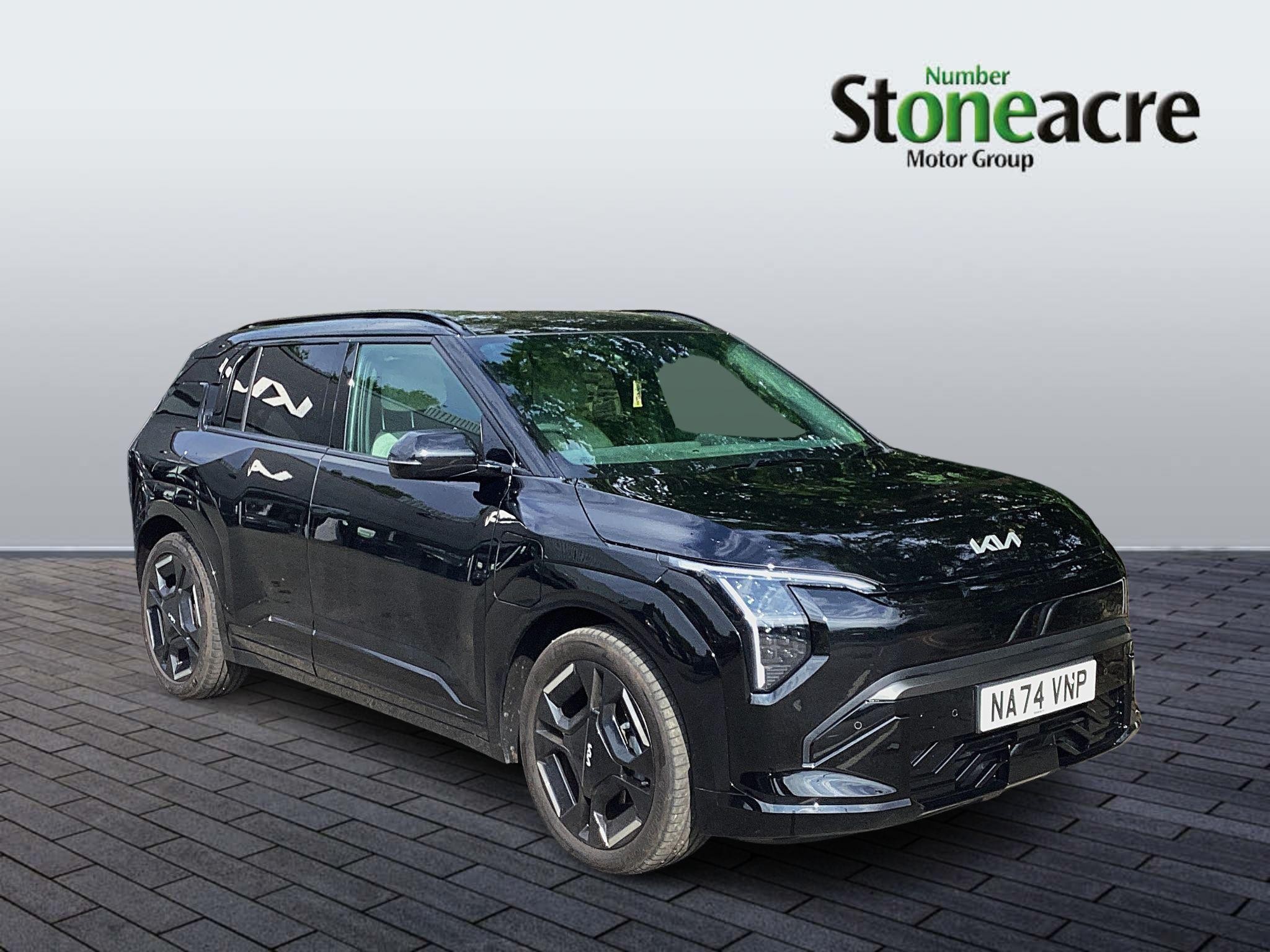 Main listing image - Kia EV3