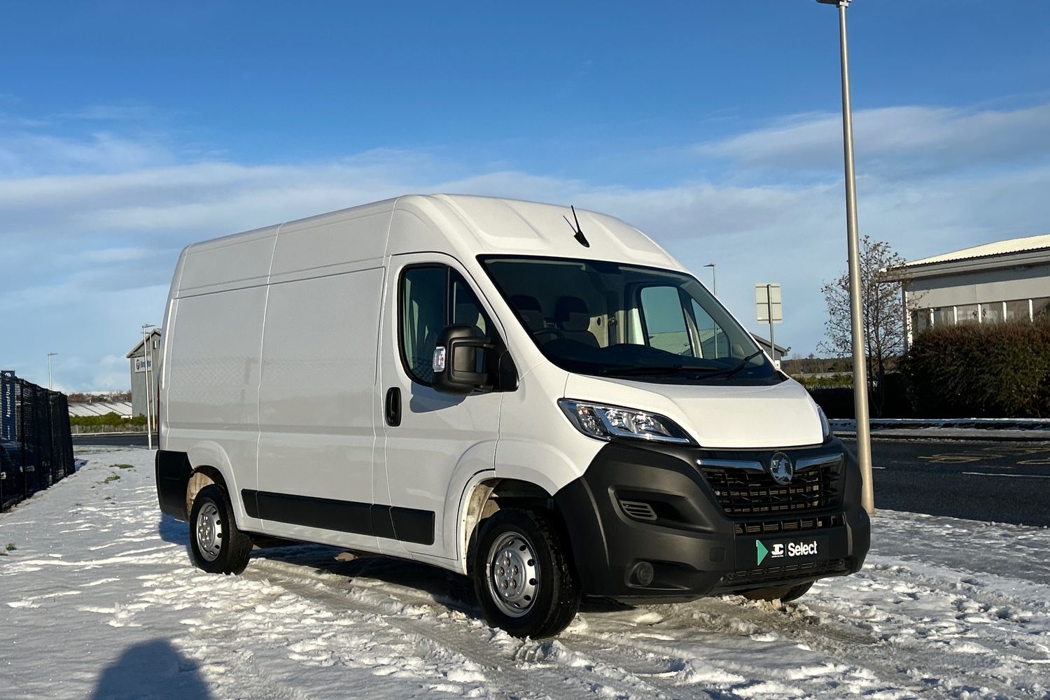 Main listing image - Vauxhall Movano