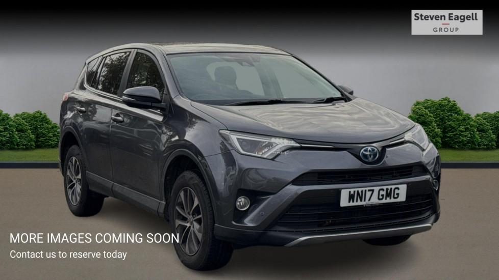 Main listing image - Toyota RAV4