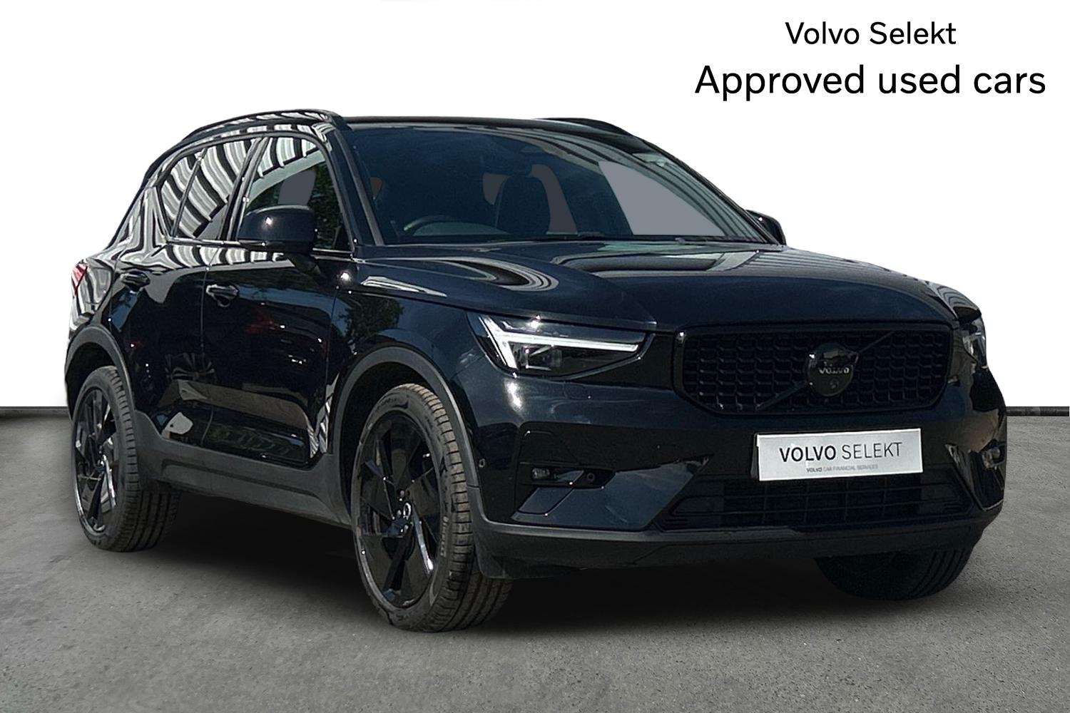 Main listing image - Volvo XC40